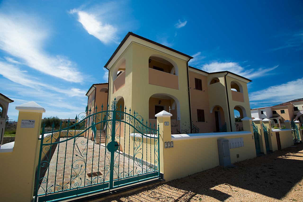 Le Residenze Del Maria Rosaria - Vico Friuli 1 Villa Orosei Exteriör bild