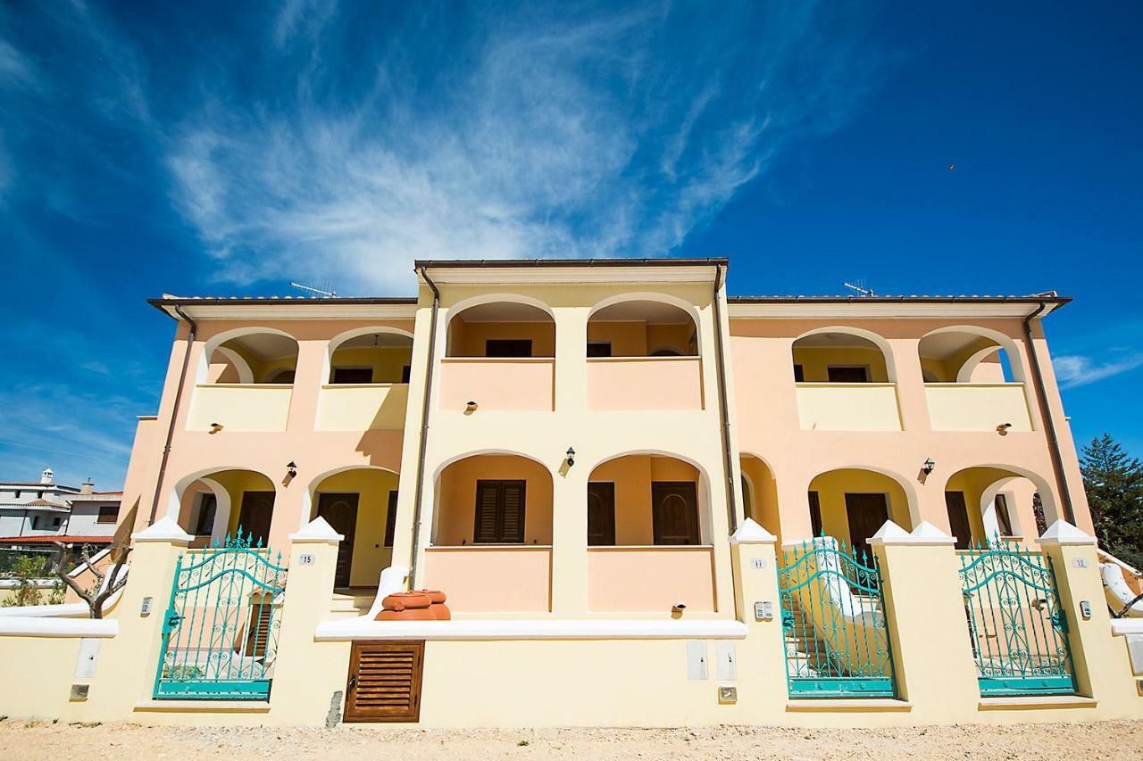 Le Residenze Del Maria Rosaria - Vico Friuli 1 Villa Orosei Exteriör bild